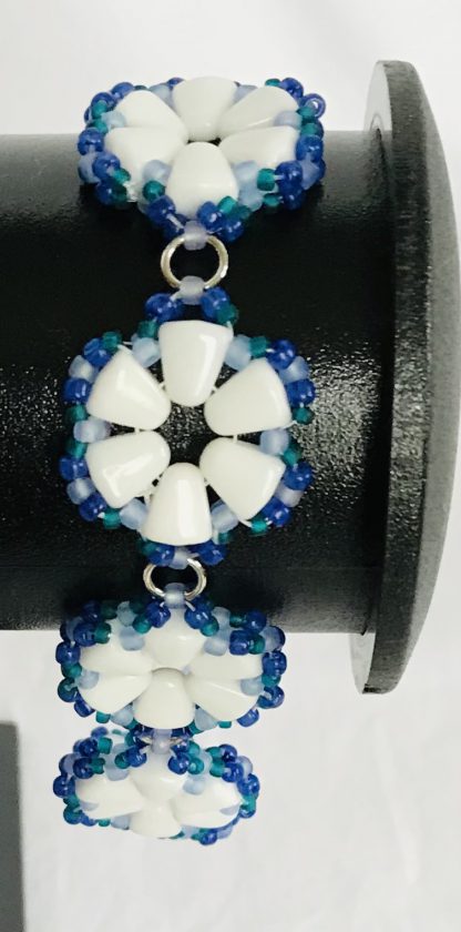 Beaded bracelet