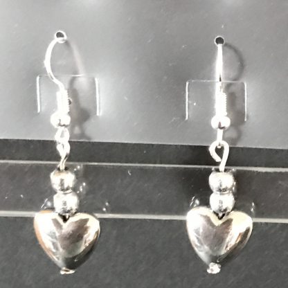 Beaded heart necklace - Image 4
