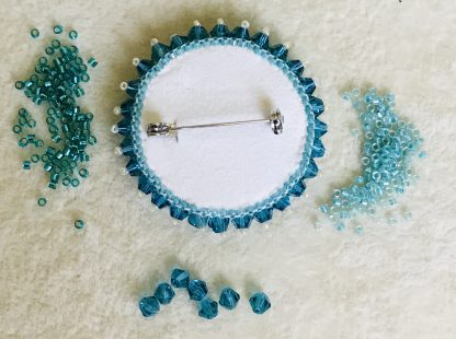 Cabochon brooch - Image 2